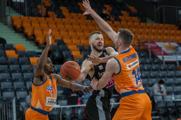 深圳新鹏城 深圳新鹏城