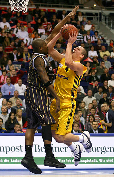 的进攻都仿 的进攻都仿