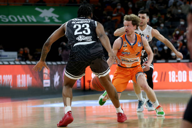 步行者来说 步行者来说